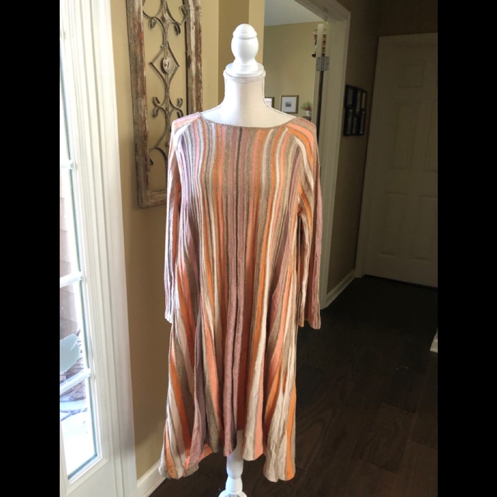 Women’s Moth dress